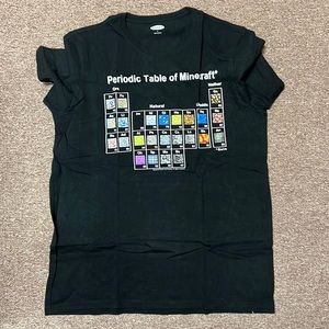 Woman’s Old Navy Mindcraft Tshirt